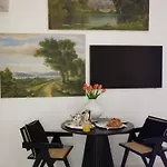 Casa Calamondino Oda ve Kahvaltı 4*